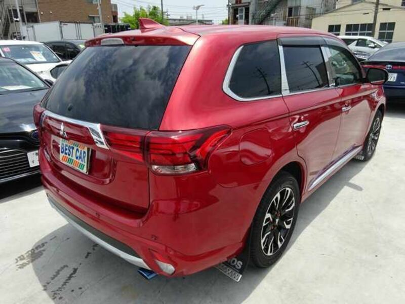 OUTLANDER PHEV-4