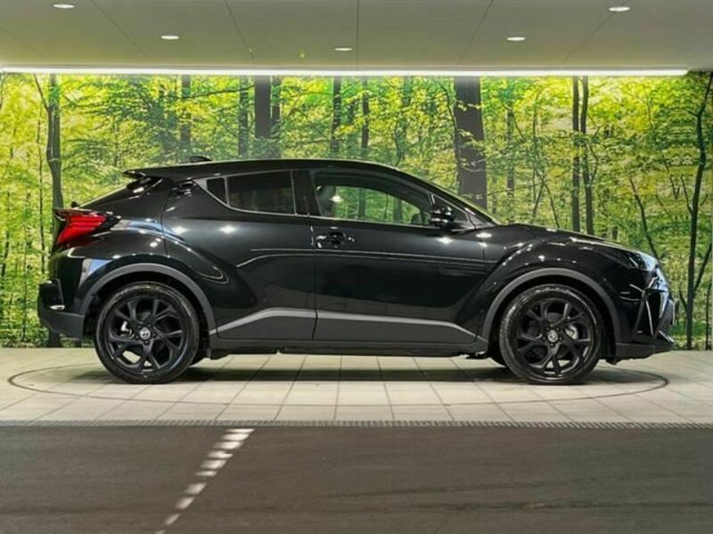 C-HR-7