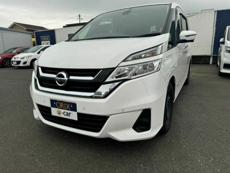 NISSAN　SERENA