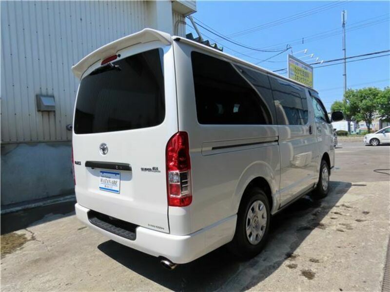 HIACE-5