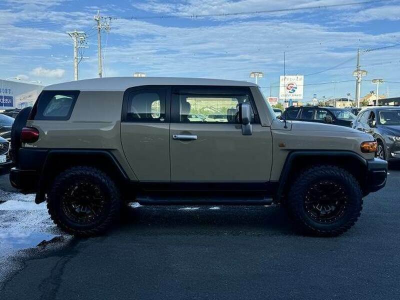 FJ CRUISER-13