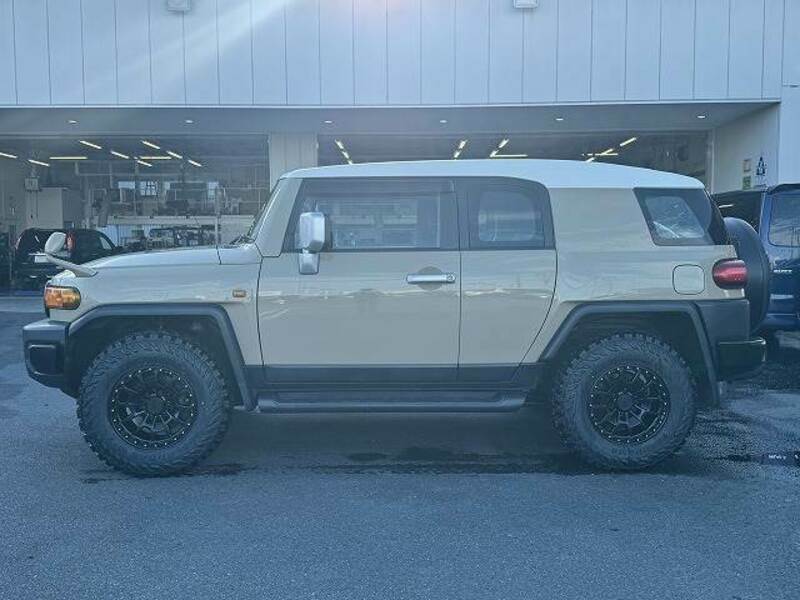 FJ CRUISER-14