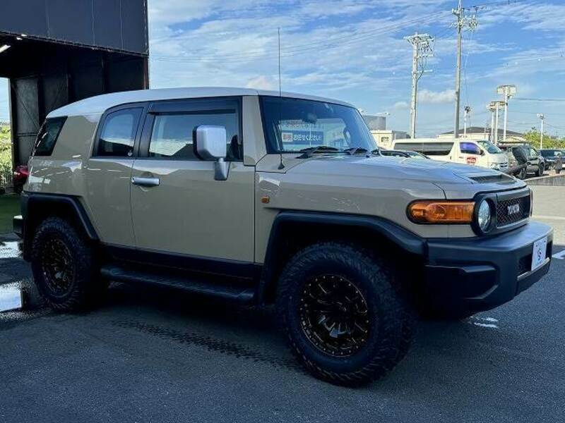 FJ CRUISER-15