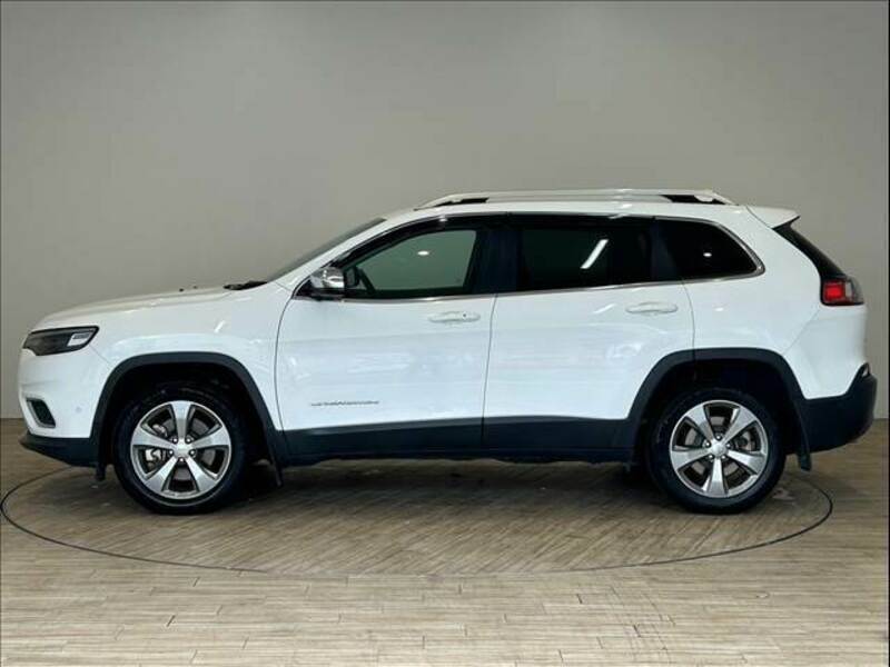 JEEP CHEROKEE-16