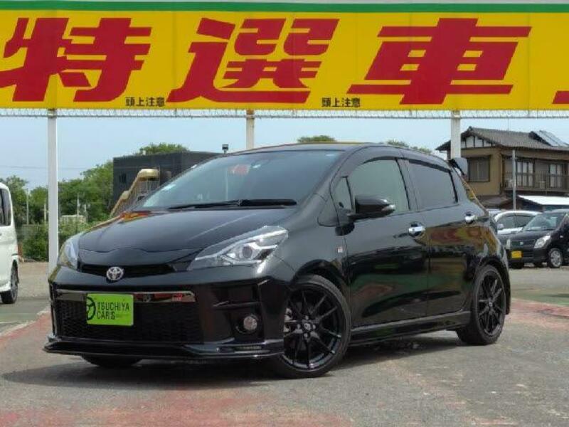 TOYOTA　VITZ