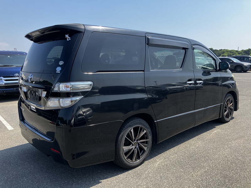 VELLFIRE-5