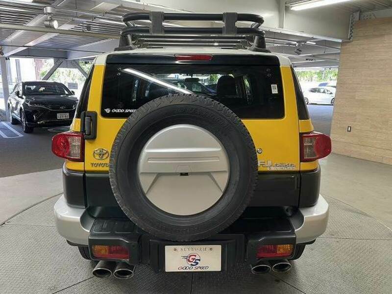 FJ CRUISER-18