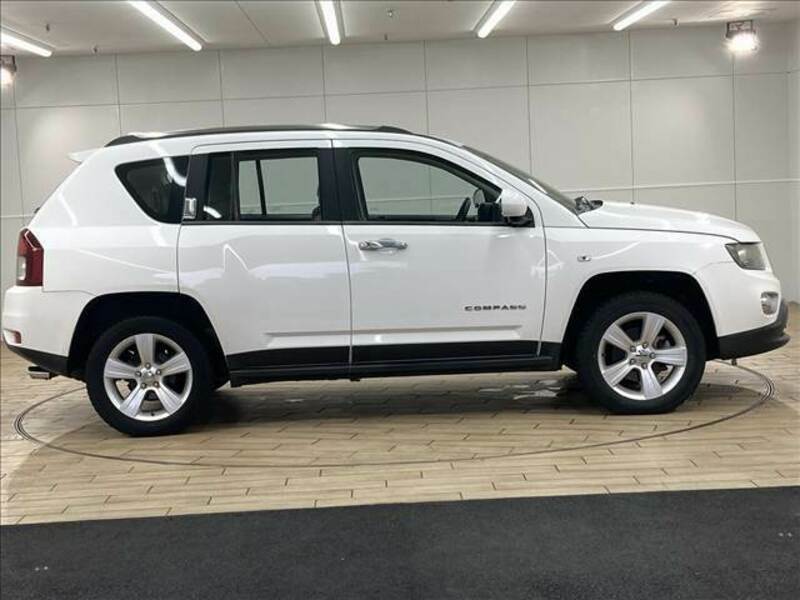 JEEP COMPASS-16