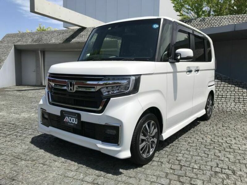 HONDA　N BOX CUSTOM