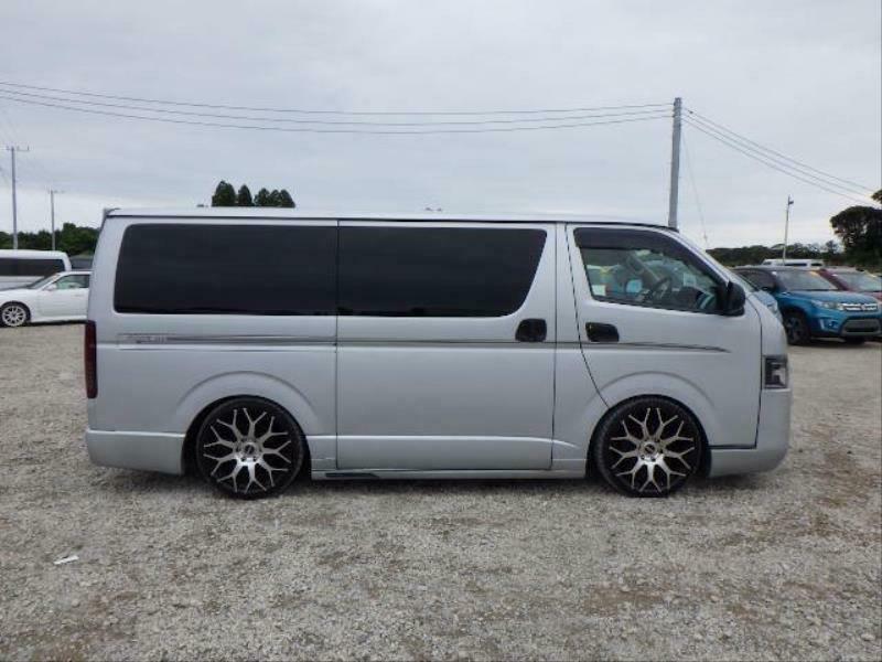 HIACE-37