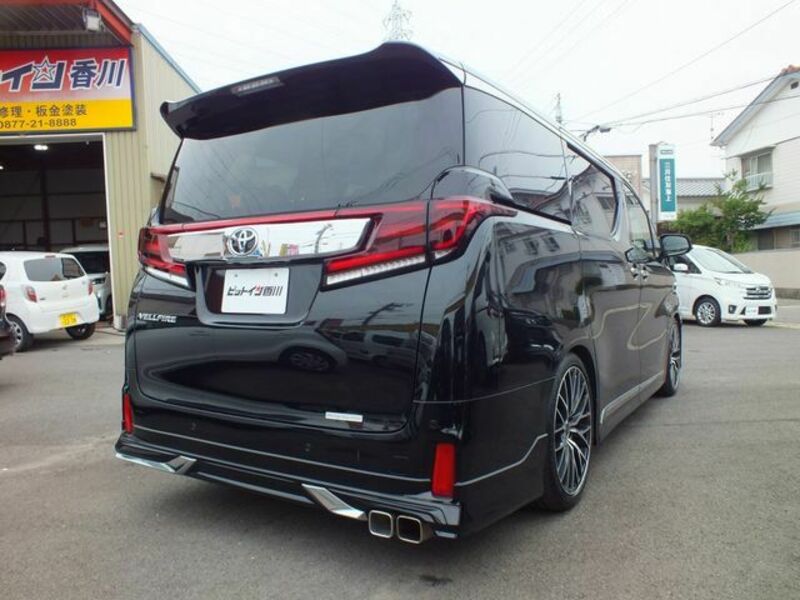 VELLFIRE-5