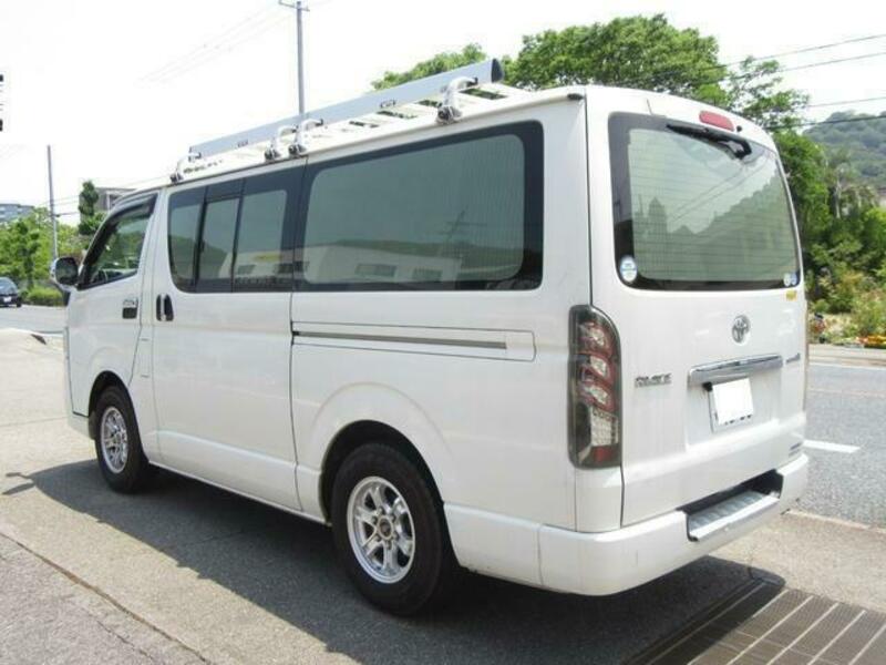 HIACE VAN-1