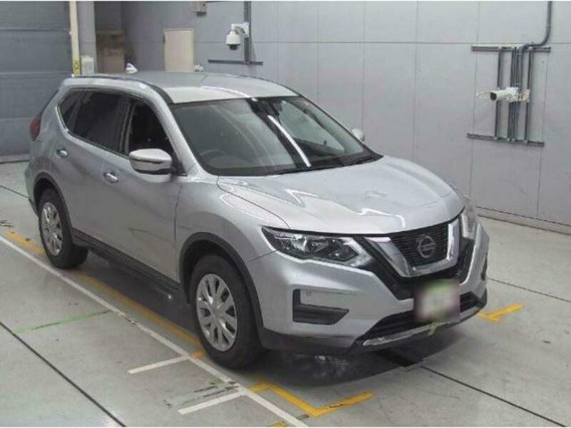 X-TRAIL-9