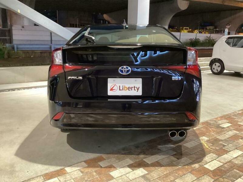 PRIUS-5