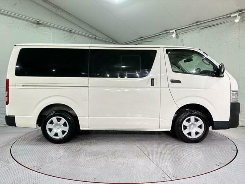 HIACE VAN-14