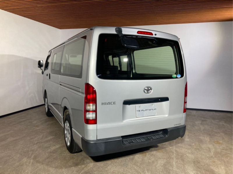 HIACE VAN-6