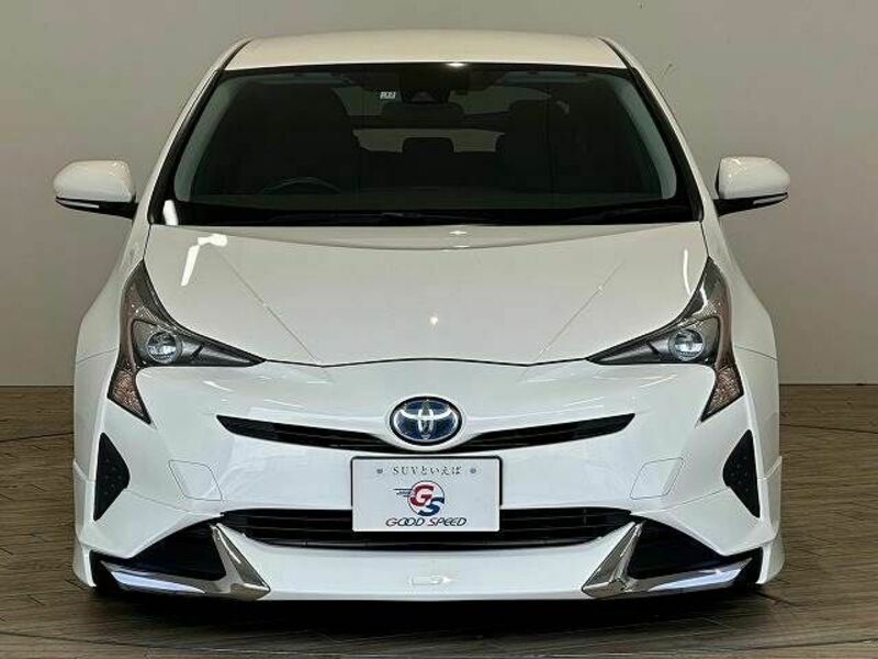 PRIUS-11