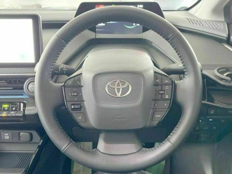 PRIUS-12