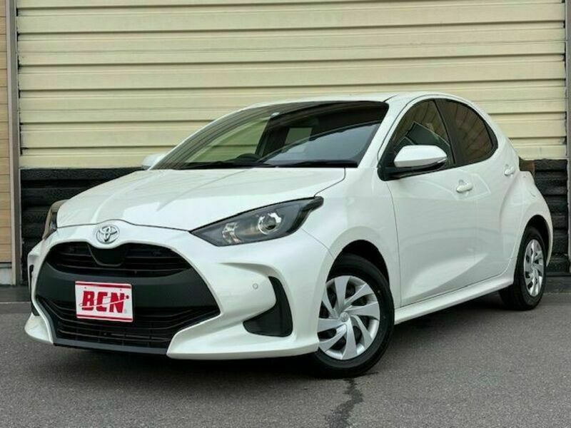 TOYOTA　YARIS