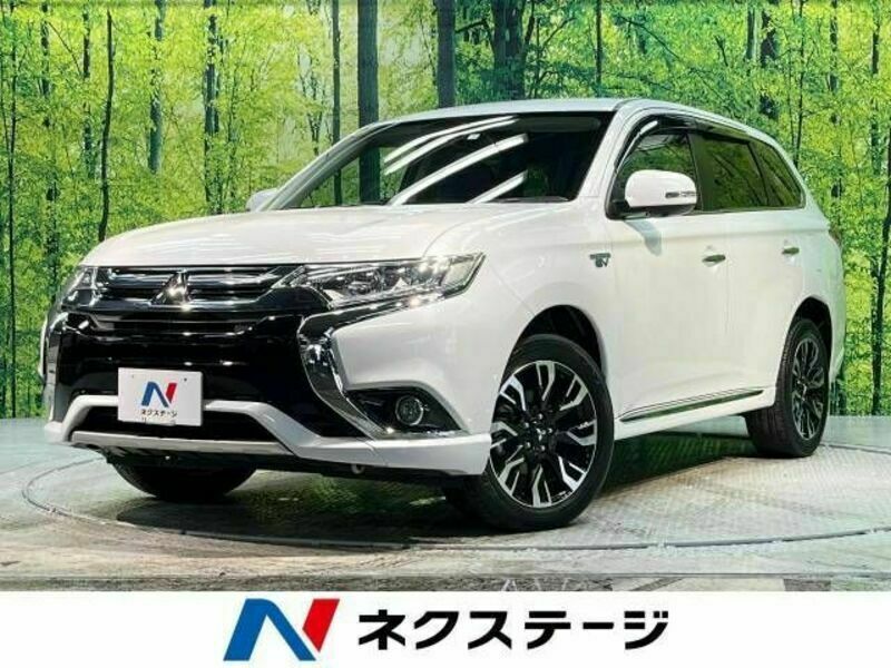 MITSUBISHI　OUTLANDER PHEV