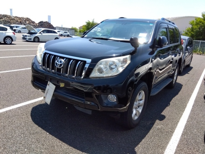 TOYOTA　LAND CRUISER PRADO