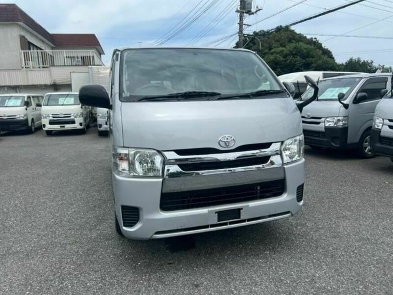 HIACE VAN-1