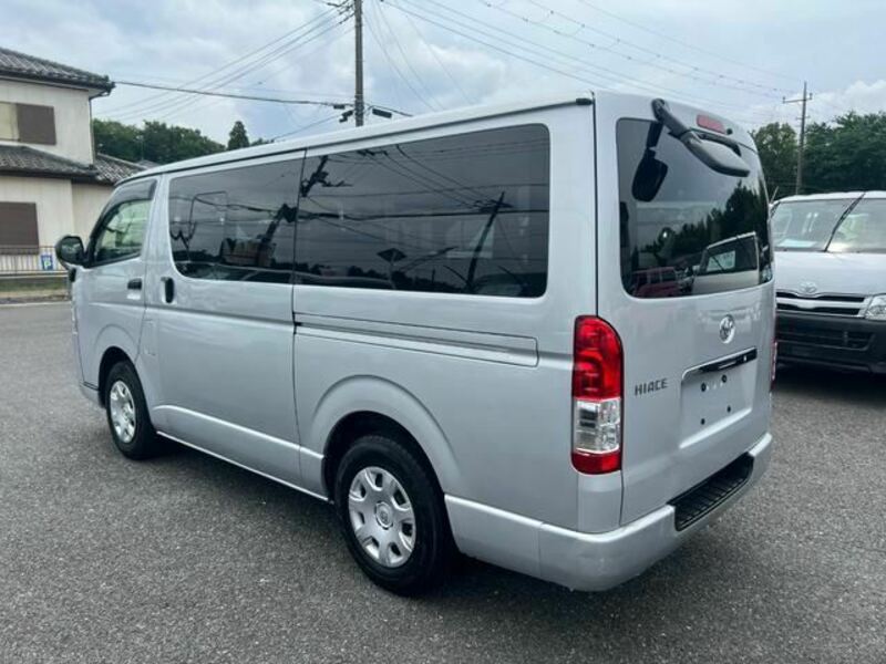 HIACE VAN-4