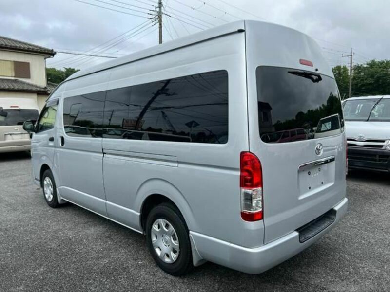 HIACE VAN-4