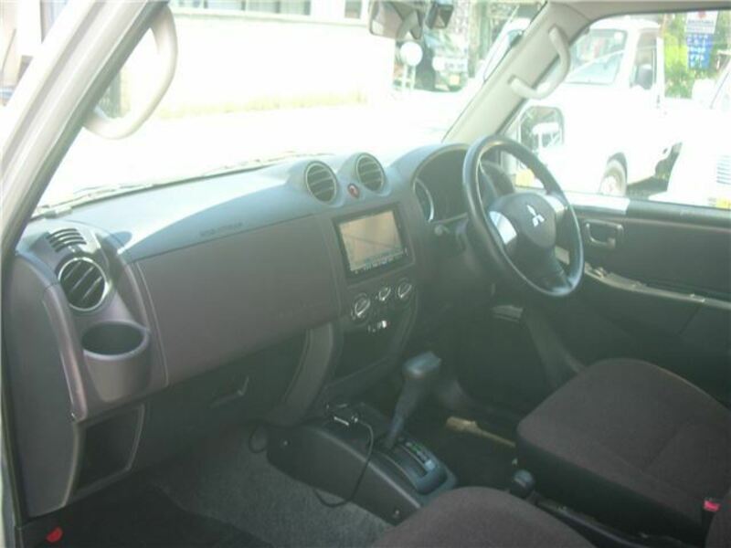 PAJERO MINI-9