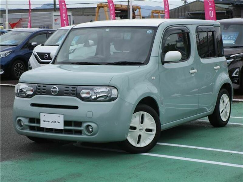 NISSAN　CUBE