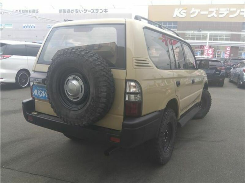 LAND CRUISER PRADO-1