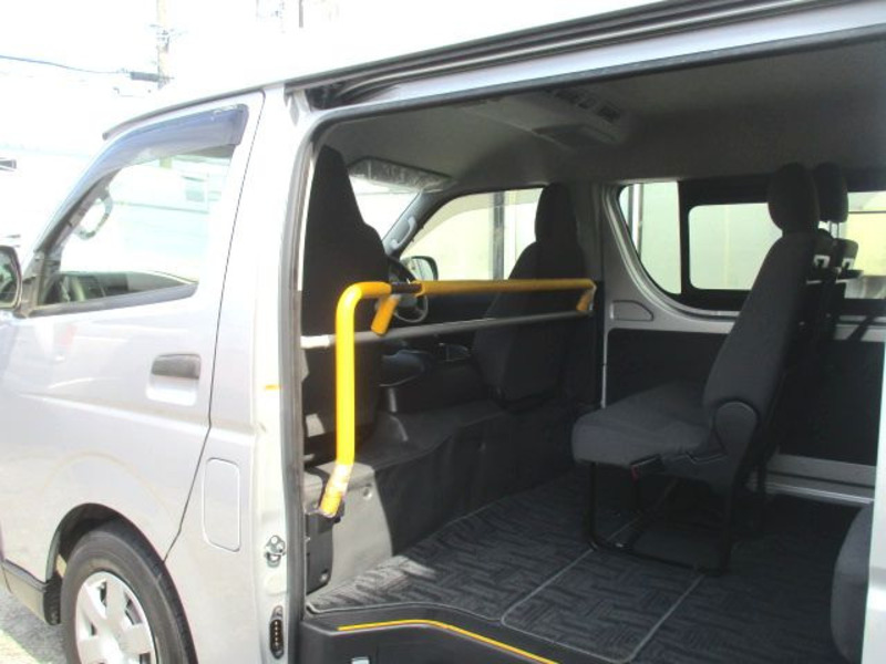 HIACE-4