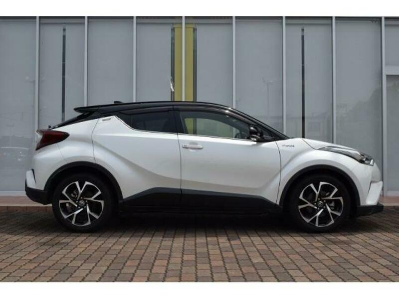 C-HR-4