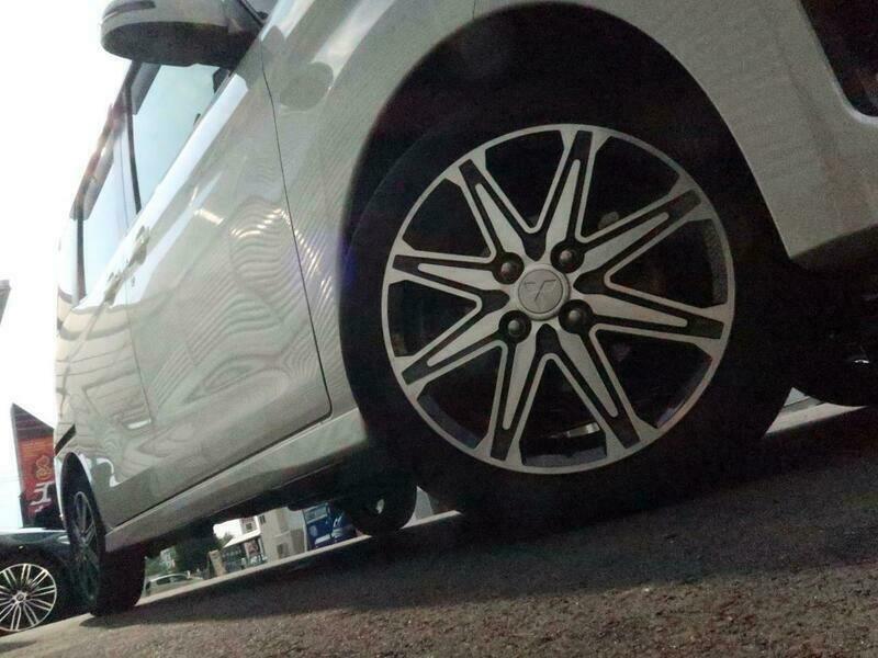 EK SPACE CUSTOM