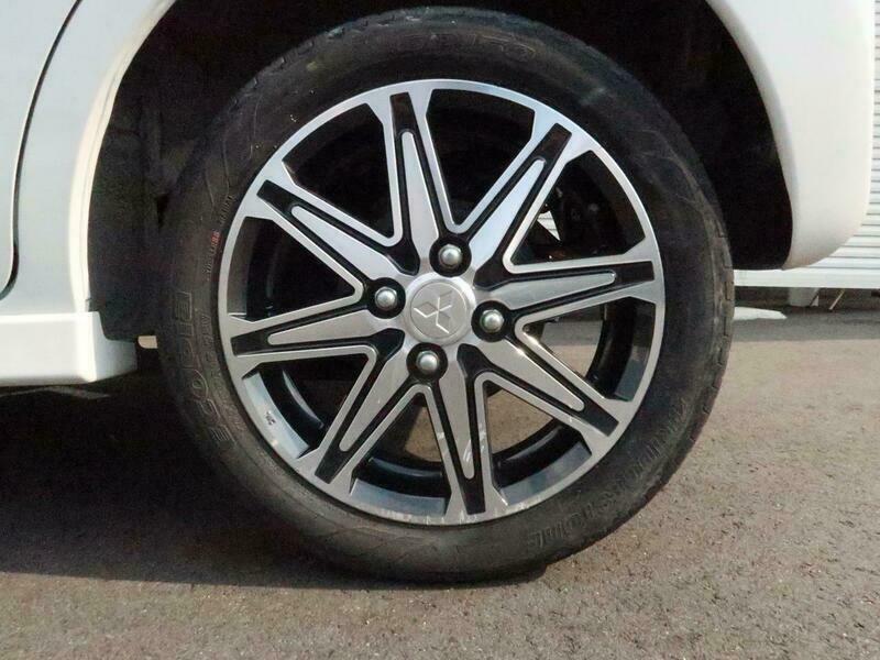 EK SPACE CUSTOM