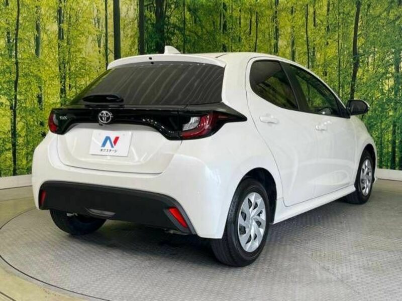 YARIS-17