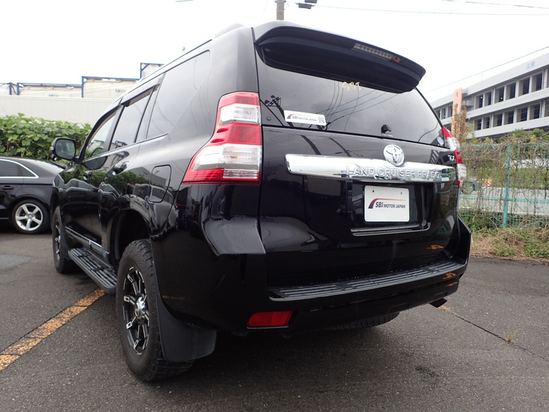 LAND CRUISER PRADO-2