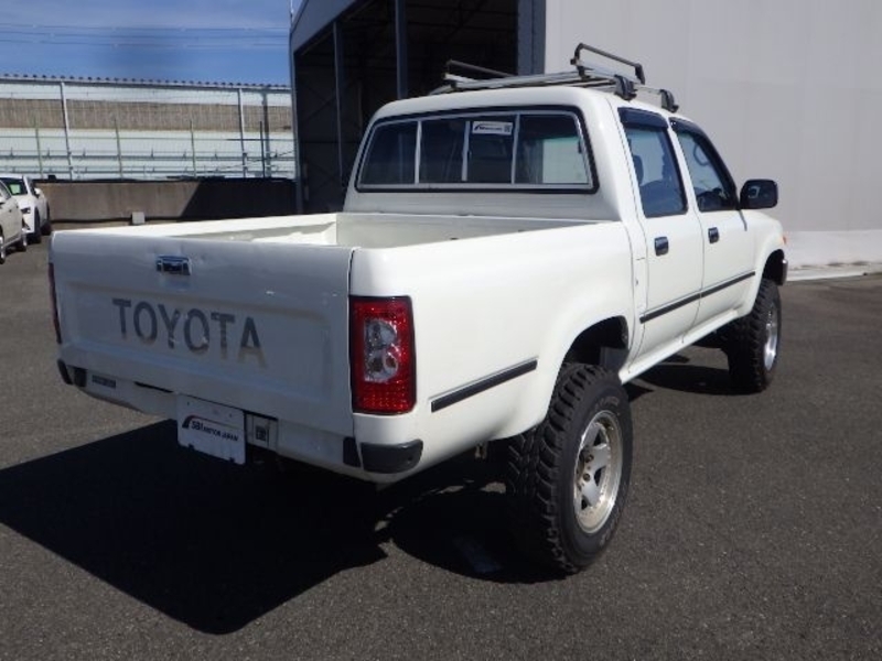 HILUX