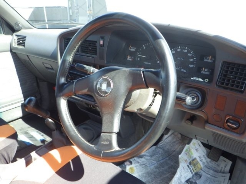 HILUX