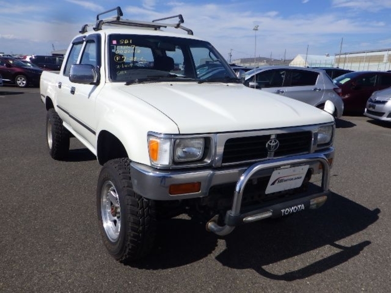 HILUX