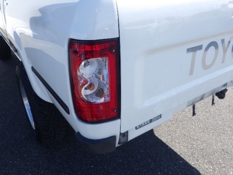 HILUX