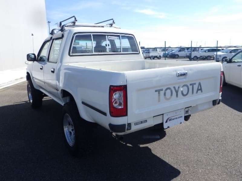 HILUX