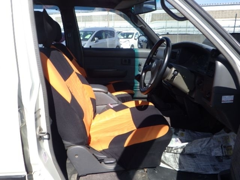 HILUX