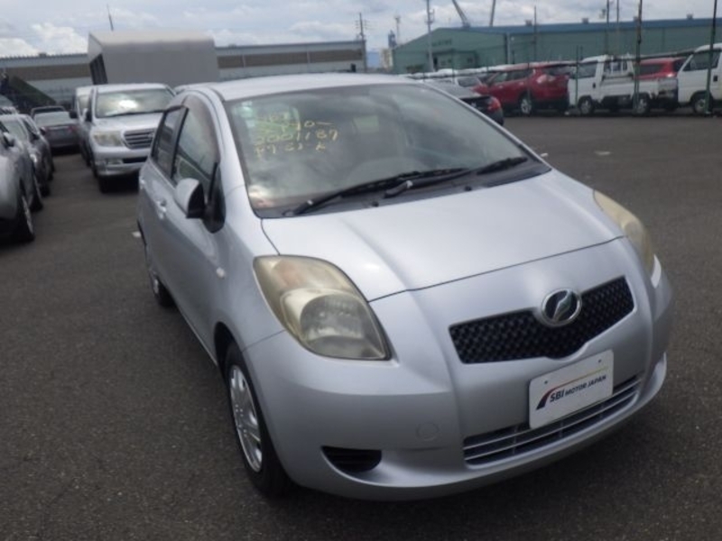 TOYOTA VITZ