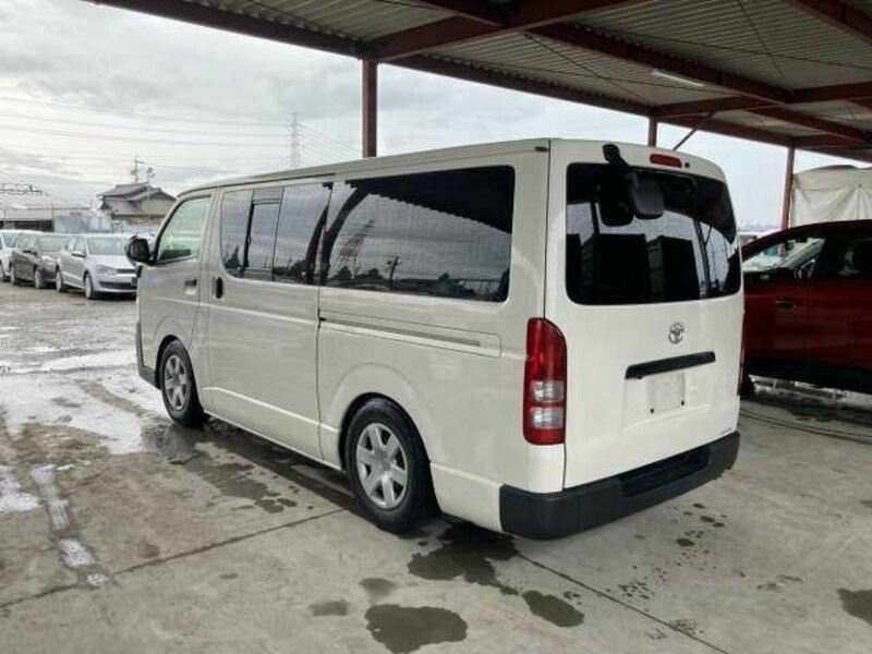 HIACE VAN-1