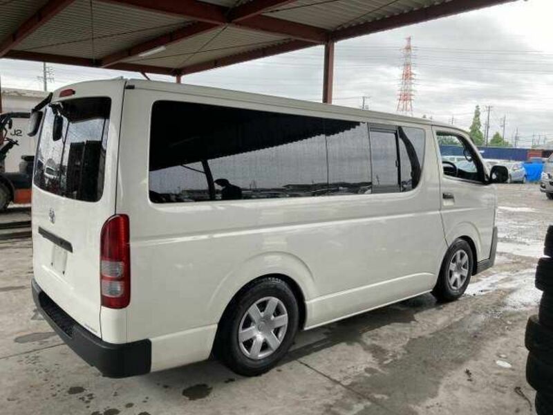 HIACE VAN-10