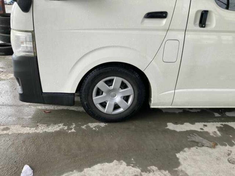 HIACE VAN-13