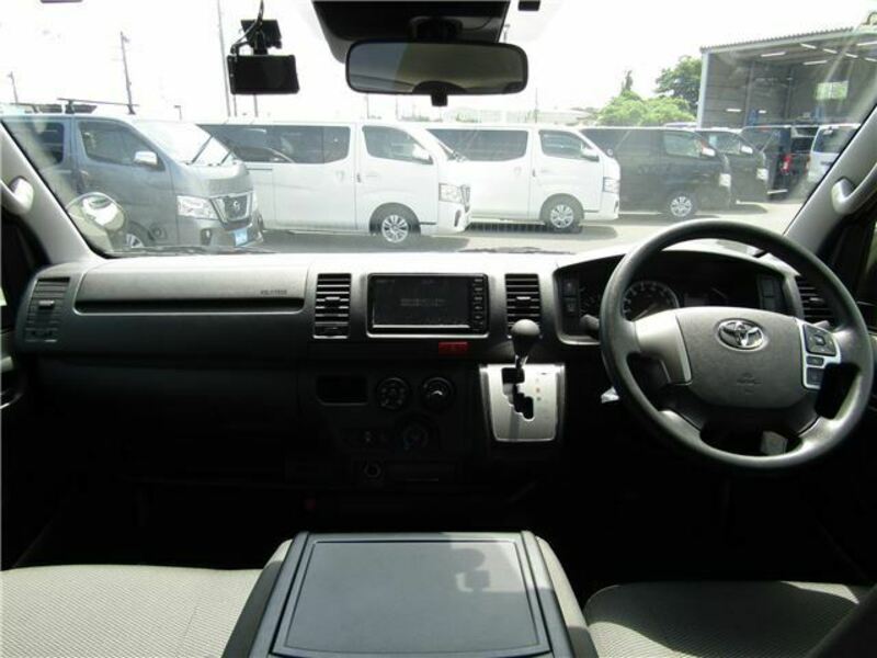 HIACE VAN-2