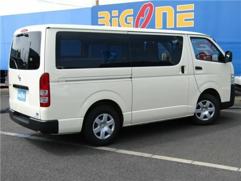 HIACE VAN-37