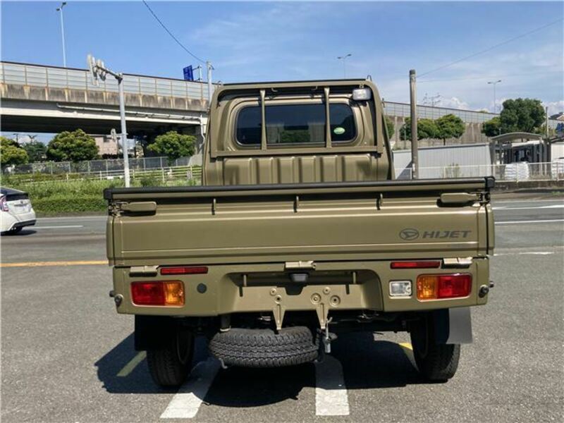 HIJET TRUCK-1